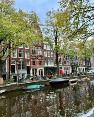 Martina Klein Instagram - Amsterdam ❤️, uno de los bonitos regalos en familia que me ha dado este 2024.