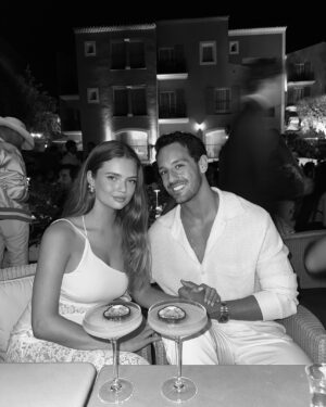 Maxime Teissier Instagram - happy birthday to my confident, my best friend and my love ♥️ (à dubai il est minuit je suis pas en avance okay)