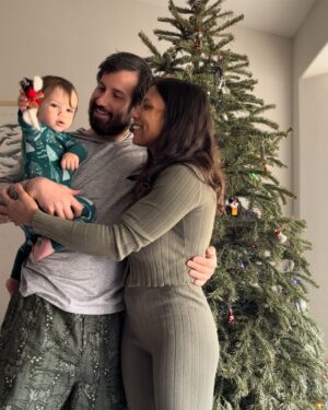 Meagan Martin Instagram - Merry Christmas from the Wetmores ❤️🎄