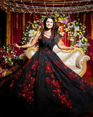 Megha Chakraborty Instagram - “A night of toasts, twirls, and timeless memories! 🍸✨

From soulful conversations to crazy dance moves, our cocktail night was nothing short of magical. Grateful for the love, the laughter, and the people who made it unforgettable! ❤️🥂

Captured by : @focusweddingphotographers 
Sahil’s outfit : @kalpraag @ayushiguptajain 
Megha’s outfit : @neerusindia 
Megha’s jewellery: @omsons_bridal_store 
MUA: @nehaadhvikmahajan 
Hair: @makeupbyamnahaq 

#ShakenNotStirred #SahilMeghaDiaries #OneForTheBooks #Mehil
