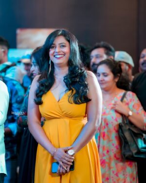 Megha Thomas Instagram - മഞ്ഞലയിൽ @meg_toms 💛🟨🟡

#imagiostories #imagiophotography #sony7m4 #picoftheday #megathomas #rekhachithram #asifali #photooftheday #celebrity #anaswararajan #actress
