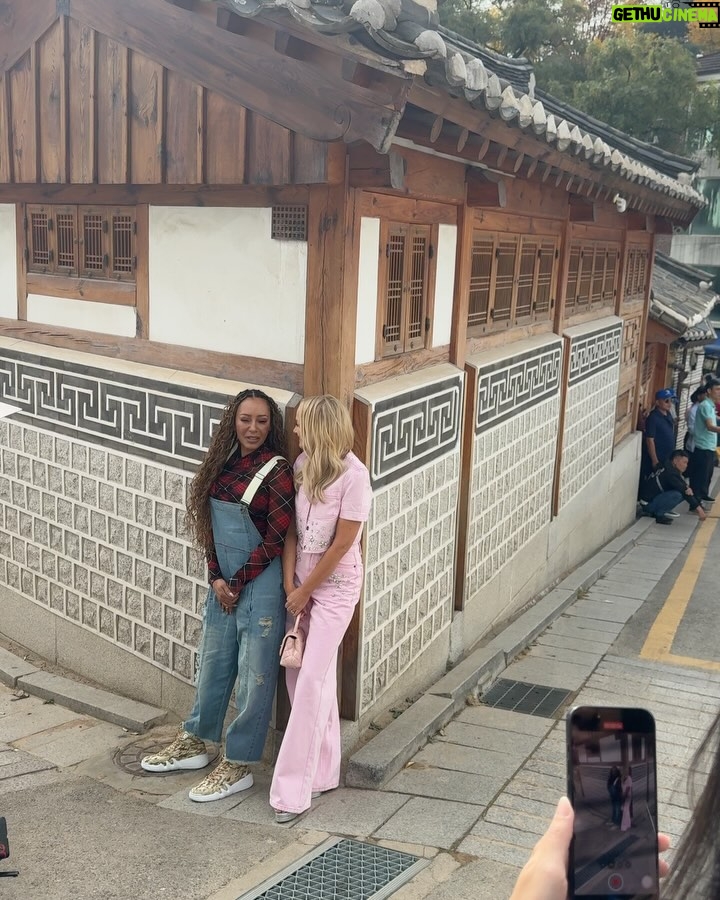 Mel B - 31.1K Likes - Korea you have my hearttt we had SOO much fun and cant wait for you to see what we have coming....
1. Me and Bunton in our favrouitw clothes
2. Looking for some local food
3. When we couldnt decide what to order so we trying everything
4. The palace!
5. The best tea experiencw I ever had
6. Filming something…
7. Laughing away always with you Bunton
8. The videos I send after a long dayyyy ahahahh
9. Best trip with my best mate @emmaleebunton