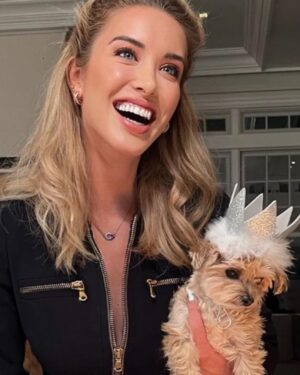Melissa Bolona Instagram - Dearest Poppy, my souls mate, so tiny but so mighty. Every day you are severely missed since your passing exactly 2 years ago today 11/22/22 you have not left my mind&heart.  You are very present in everything I do leading my life with a lot of light and love.  You are so majestical and so powerful and thank you for all the gifts you’ve given me. it’s never a goodbye, but I’ll see you one day soon and thank you for being forever present in my life.  To Poppy and beyond🚀, Poppy to Mars 🪐🌏POPPY ENERGY 🪄 . Special agent GHI😍