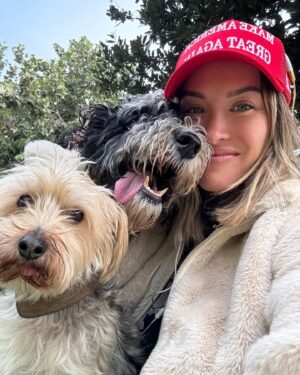 Melissa Bolona Instagram - I don’t post often, but when I do, it’s with purpose!! Over the past month, I’ve spent a lot of time reflecting on where I am emotionally, spiritually, and physically. What I realized I am the most grateful for is my community and feeling supported and so much love around me. None of this is by chance—it’s built through vulnerability and genuine connection.

Through unconditional support (some ride or die stuff) of the incredible people in my life, I feel limitless and excited for all the experiences I’ve had and those yet to come. Life can be unpredictable and full of ups and downs, but having love and support from those around me is something I will never take for granted. It’s a true constant ❤️

To those who have shared in these experiences and memories with me :I LOVE YOU.  I truly love you being in my orbit and the love, silliness, and fun is exactly what lights me up like the Fourth of July!!! 🎆🎇🧨 pow pow!!! Thank you for being you.

*** note friends from a far who spend their time on the phone with me and sharing memes, you might not be pictured but you TOO are in my heart 🫶