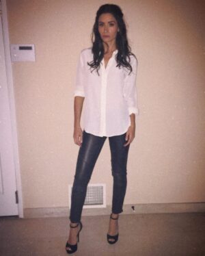 Mercedes Mason Instagram - Fit check…

Behind the camera there is a husband who is taking the shots with no luster and thinking about whatever sport game is on at the moment. 

#fashion #fitcheck #justtaketheshot