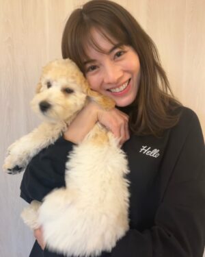 Mew Azama Instagram - 今年もお世話になりました🐾

来年もよろしくお願い致します！

良いお年をお迎えください♡

　
#2024