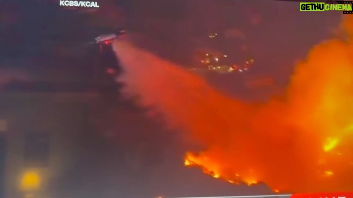 Mia Farrow - 2.8K Likes - Immeasurable gratitude for our wonderful neighbors!! Mexico and Canada have sent their firefighters their armies to help us battle the fires