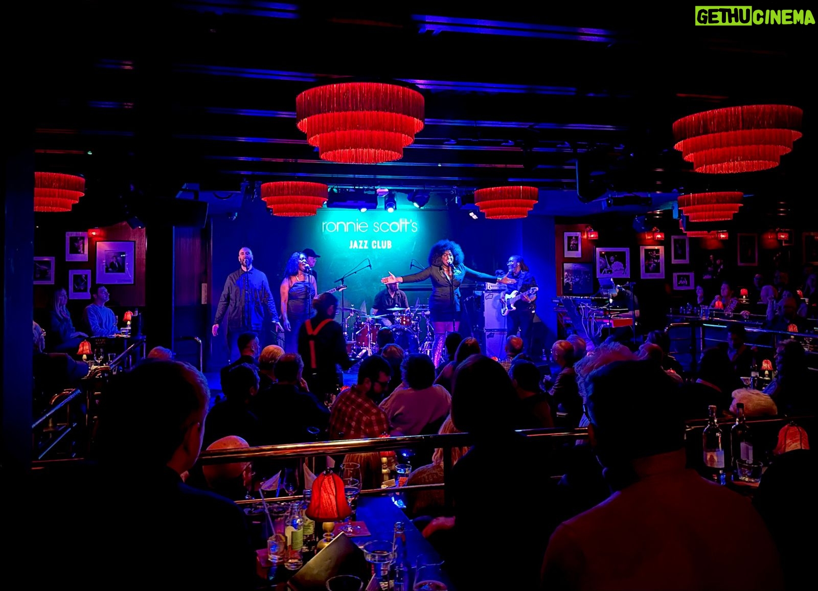 Mica Paris - 1.6K Likes - So much love @officialronnies 😍