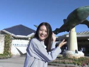 Michiko Tanaka Instagram - 今日は
19:57〜NHK解体キングダムに出演しています✨
ガンダムの解体を間近で見させてもらったけど、パーツ一つ一つが入念に作られていて面白かった！🥳

そして22:00〜はNHKバックヤード 知の迷宮の裏側探訪に
出演してます☺️
そちらは美ら海水族館のバックヤードを見せていただきました！！もう〜最新の設備のすごいこと😳✨
2週連続で放映です！
みなさんぜひご覧ください✨