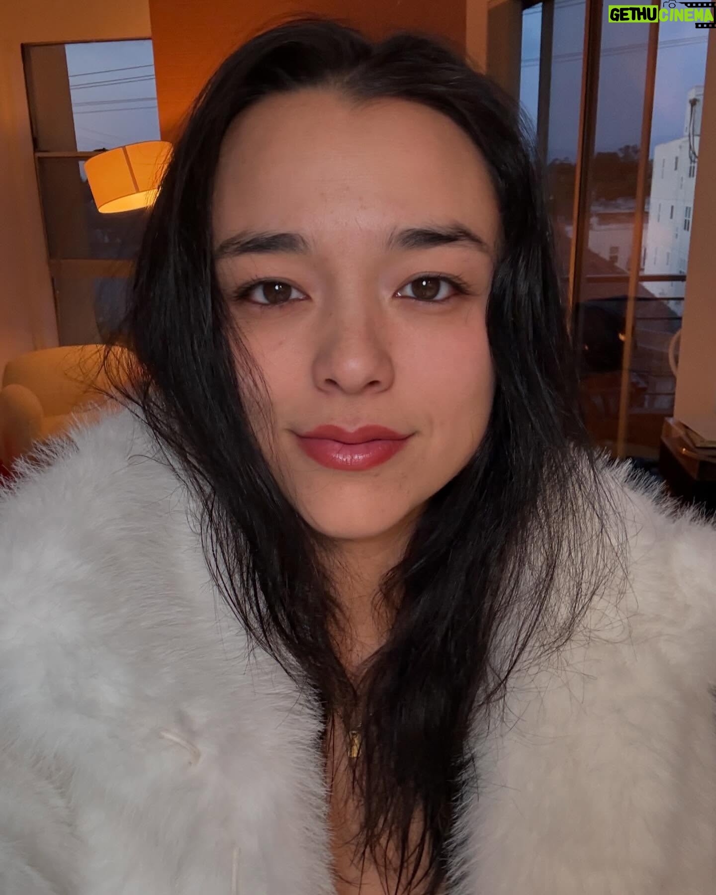 Midori Francis - 12.5K Likes - I have become one of those people who puts on a winter jacket in 59F weather 👎👎🚫 Mad at myself two thumbs down