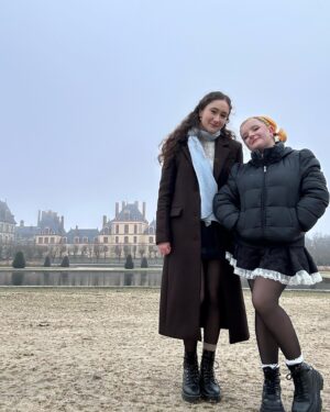 Milly Shapiro Instagram - 🏰Chateau Fontainebleau 🏰 

Dress by @vina.of.the.valley