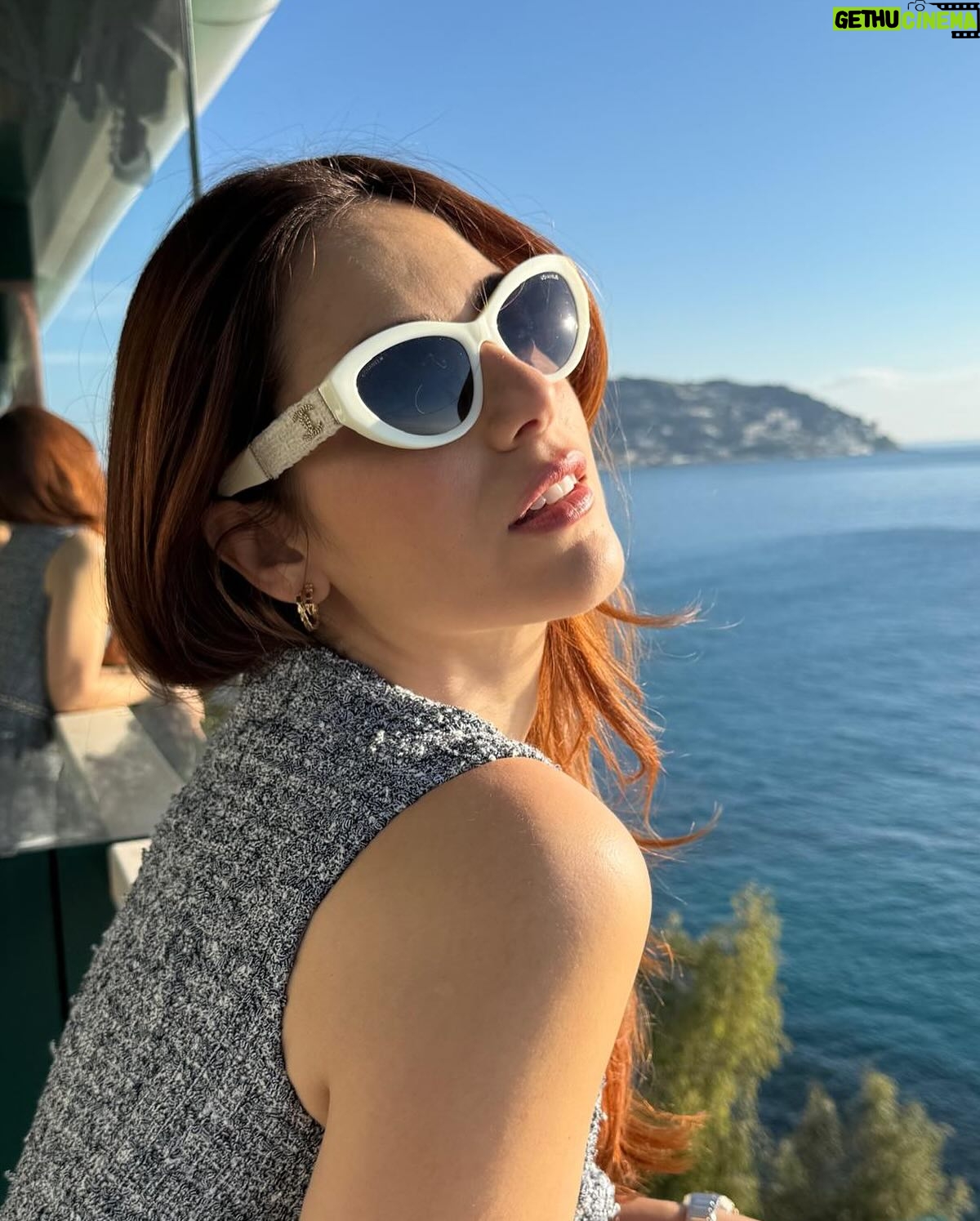 Miriam Leone - 95.7K Likes - Quanto è bello il sole che splende e splende e basta!
Che bella energia, che bei messaggi che mi avete mandato, anche amici che non sentivo da tantissimo tempo… in questi quasi 17 anni di carriera ho costruito tante cose stupende, ma la più stupenderrima è il mio team, che ringrazio di cuore ❤️
Grazie per la vostra ricerca, eleganza,educazione, emozione, vicinanza, professionalità, gusto … ✨❤️✨
#accussì
#bestteam
#love
📸 @davidediodovich_personal