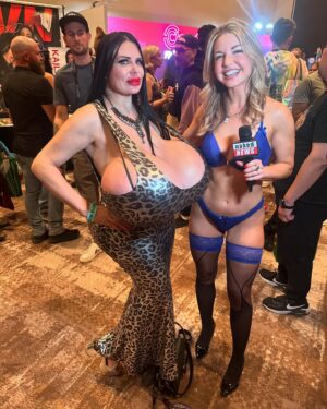 Misha Highstead Instagram - Lost $$ gambling but gained new friends   3 lbs 🥰

@thebikinireport @c4.cultureofficial @avn 

#vegasbaby #girlsgonewild #gilf #avn