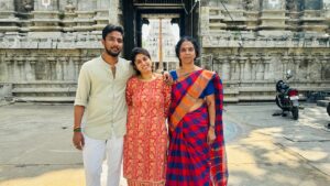 Mithra Kasthurirangan Instagram - Those two pillars of my life ❤️❤️ PC: @satzbuddy