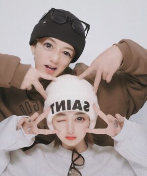 Miyū Ikeda Instagram - ．
久しぶりにプリクラというものをノリで撮りました
あたしより目がでかい旦那は
プリクラで更に凄いことになりました