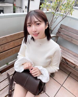 Moe Toyota Instagram - 🤍🤎

カフェご飯した日🍞

ブラウンコーデがマイブーム✌🏻

#もえしふく
#カフェご飯