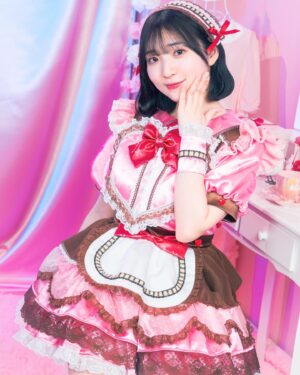 Moe Toyota Instagram - 🩷🎀

@cafebar_palette
さんの新衣装のモデルを務めさせて
頂きました🎀💞

衣装デザイナー：成田あやのさん　
@nrtayn_95 

アザーカットだよ〜😚✨
可愛い衣装着られてテンション
上がりました💞

是非チェックしてね🎀🎀

⋈・。・。⋈・。・。⋈・。・。⋈