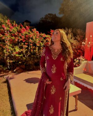 Momina Iqbal Instagram - ♥️

@farazrehmanofficial