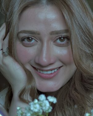 Momina Iqbal Instagram - Who? Me.