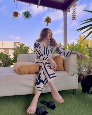 Momina Iqbal Instagram - My Coco♥️🐼

#happysundayeveryone