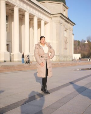 Mona Farouk Instagram - 🤍💍👑 الحمدلله 
#lithuania #vilnius #lithuania🇱🇹 #vilnius🇱🇹 
🪬🧿🪬 
……………
🪬🎥📸📷
#dubai location 
#unitedarabemirates #burjalarab #dubailife
#unitedarabemirates #greece #qatar #doha #brazil #jeddah
‎#المملكة_العربية_السعودية
‎#الرياض
‎تونس #الجزائر #الاردن# kuwait#
#bahrain #dubailife #dubailifestyle #dubaimall #algeria #italy #italia #roma #burjkhalifa #burjalarab #morocco #fashion #france #iraq