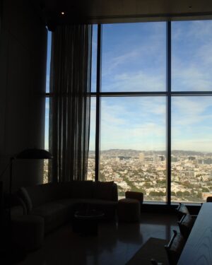 Morgan Lily Instagram - Thank you for having us for the lovely stay @moxy_ac_losangeles <3 #ad