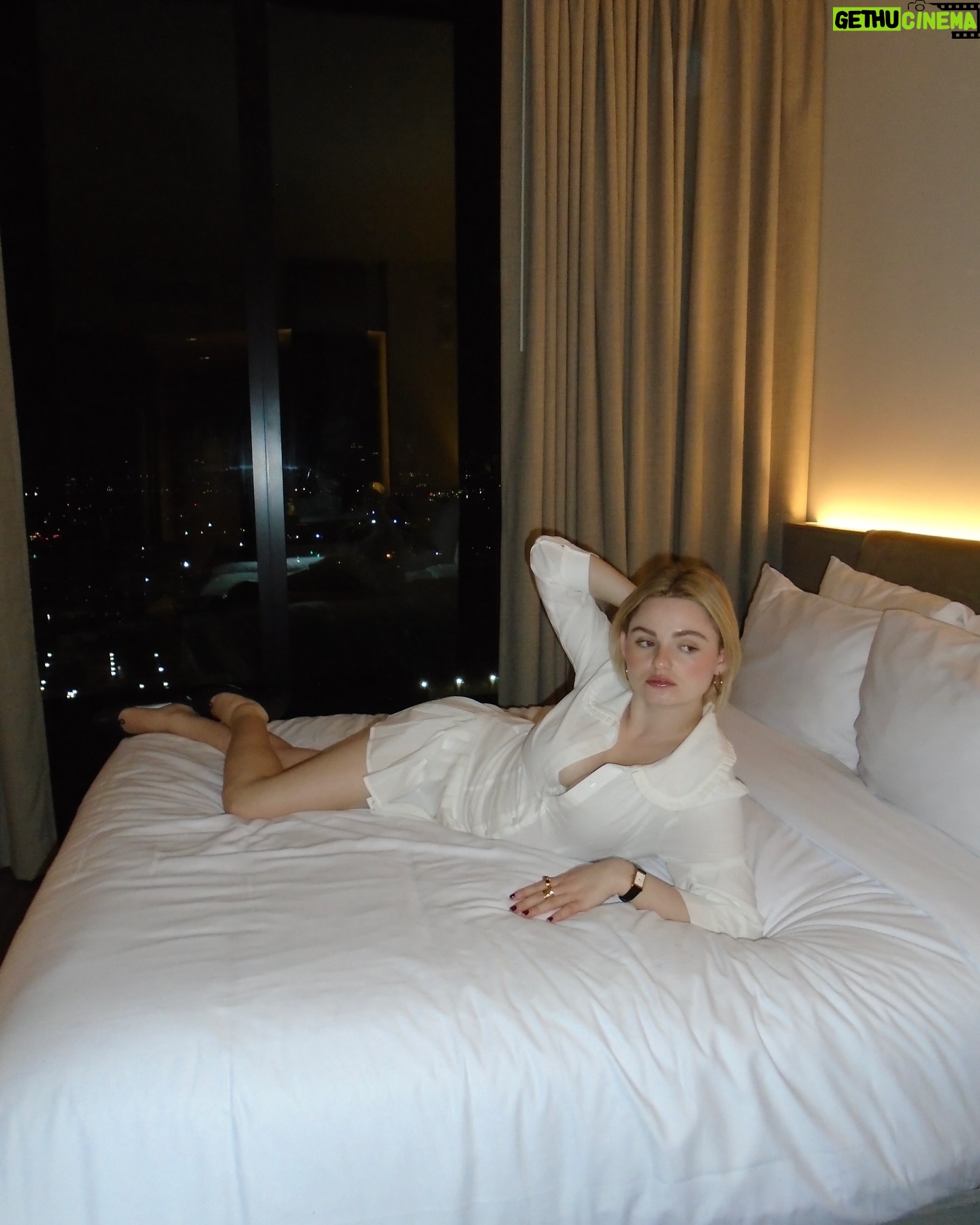 Morgan Lily - 3.3K Likes - Thank you for having us for the lovely stay @moxy_ac_losangeles <3 #ad