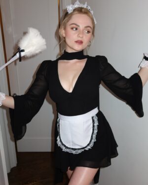 Morgan Lily Instagram - Yvette 💋