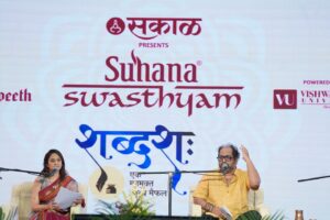 Mrinal Kulkarni Instagram - स्वास्थ्यम  a great initiative by @mrunal22. It was such a joy to perform in "शब्दशः " a specially curated poetry based show by @bluerampindia in Swasthyam this year. Three days full of cultuaral spiritual and inspirational session made December 2024 something to cherish for with some deep thoughts to ponder upon. With my beloved friends @jitendrajoshi27 @mrinalmrinal2 @amaroak_official  all photos by @javaharphotography