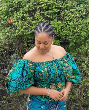Munachi Abii Instagram - Hey, have you gotten a chance to see #rosesandivy yet? 
Who thinks Evelyn deserved better after everything, or did she get what she deserved ?