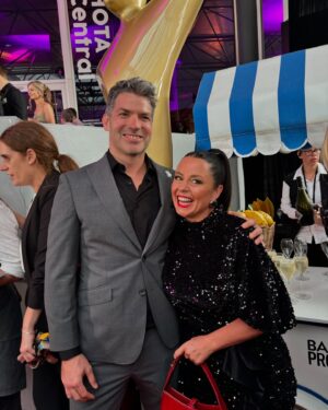 Myf Warhurst Instagram - We had the best time at your party #AACTAs, and WE WON!!! Spicks and Specks took out Best Entertainment Program and it was an honour to be there to celebrate with our magnifcent Producers @rowdiewalden and Anthony Watt. Dearly missed my best show buddies @adamhillscomedy and Alan Brough, but we made sure to put in a good effort on your behalf. Huge gratitude also to all the fine folk who have worked on Spicks and Specks both past and present 🩷 
And in @officialblueytv news, I finally met my on screen cattle dog husband Stripe @danbrumm in person and his gorgeous partner who I’m pretty sure Aunt Trixie is based on 😉 Pure joy!
