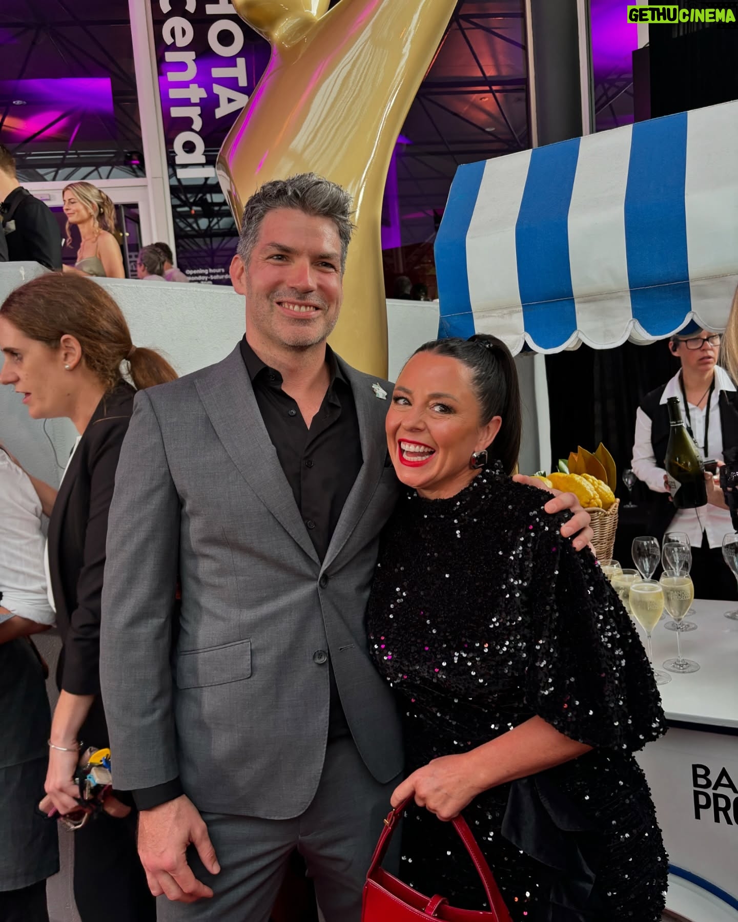 Myf Warhurst - 1.6K Likes - We had the best time at your party #AACTAs, and WE WON!!! Spicks and Specks took out Best Entertainment Program and it was an honour to be there to celebrate with our magnifcent Producers @rowdiewalden and Anthony Watt. Dearly missed my best show buddies @adamhillscomedy and Alan Brough, but we made sure to put in a good effort on your behalf. Huge gratitude also to all the fine folk who have worked on Spicks and Specks both past and present š©·
And in @officialblueytv news, I finally met my on screen cattle dog husband Stripe @danbrumm in person and his gorgeous partner who Iām pretty sure Aunt Trixie is based on š Pure joy!