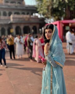 Actress Myra Singh HD Photos and Wallpapers January 2025