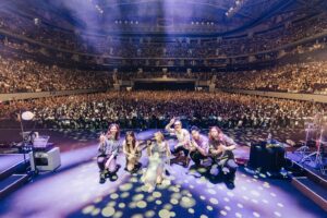 NIKI Instagram - MANILA NIGHT 1 WTF !!! i’m still (ship)wrecked 😭 i guess u could say we went UNDER 🌊 MAHAL KITA, i am so so so grateful 🥹🧜🏼‍♀️🫶🏼 same time tonight ??