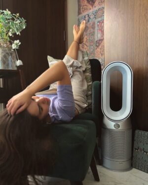 Naila Grrewal Instagram - Whether it’s hot or cold, I’m always in my comfort zone. ☁️ The @dyson_india Air Purifier ensures my space stays perfectly balanced, so I can breathe easy, no matter the weather. 💙 
.
.
.
.
.
.
.
#DysonIndia #CleanAir #Gifted #BreatheEasy #ComfortInEveryBreath #DysonHome #AirPurifier #HealthyLiving #HomeComfort #FreshAirFeels #WellnessAtHome