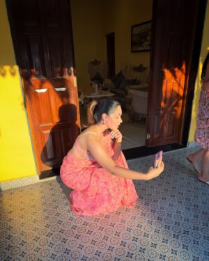 Naila Grrewal Instagram - throwback to the most gorgeous golden hour glow in goa 🦩🌞 
.
.
.
.
.
.
#photooftheday #photography #ootd #throwback #goldenhour #pinkhues #tuesday #mood #nailagrrewal