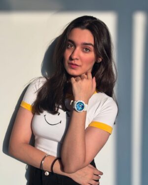Naisha Khanna Instagram - hi