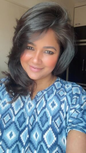 Narayani Shastri Instagram - Kutni parwah nahi mujhe tumhari ❤️🥰😘