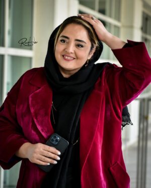 Narges Mohammadi Instagram - اینقدر عکس ها قشنگه دلم نمیاد نذارم😜🤗