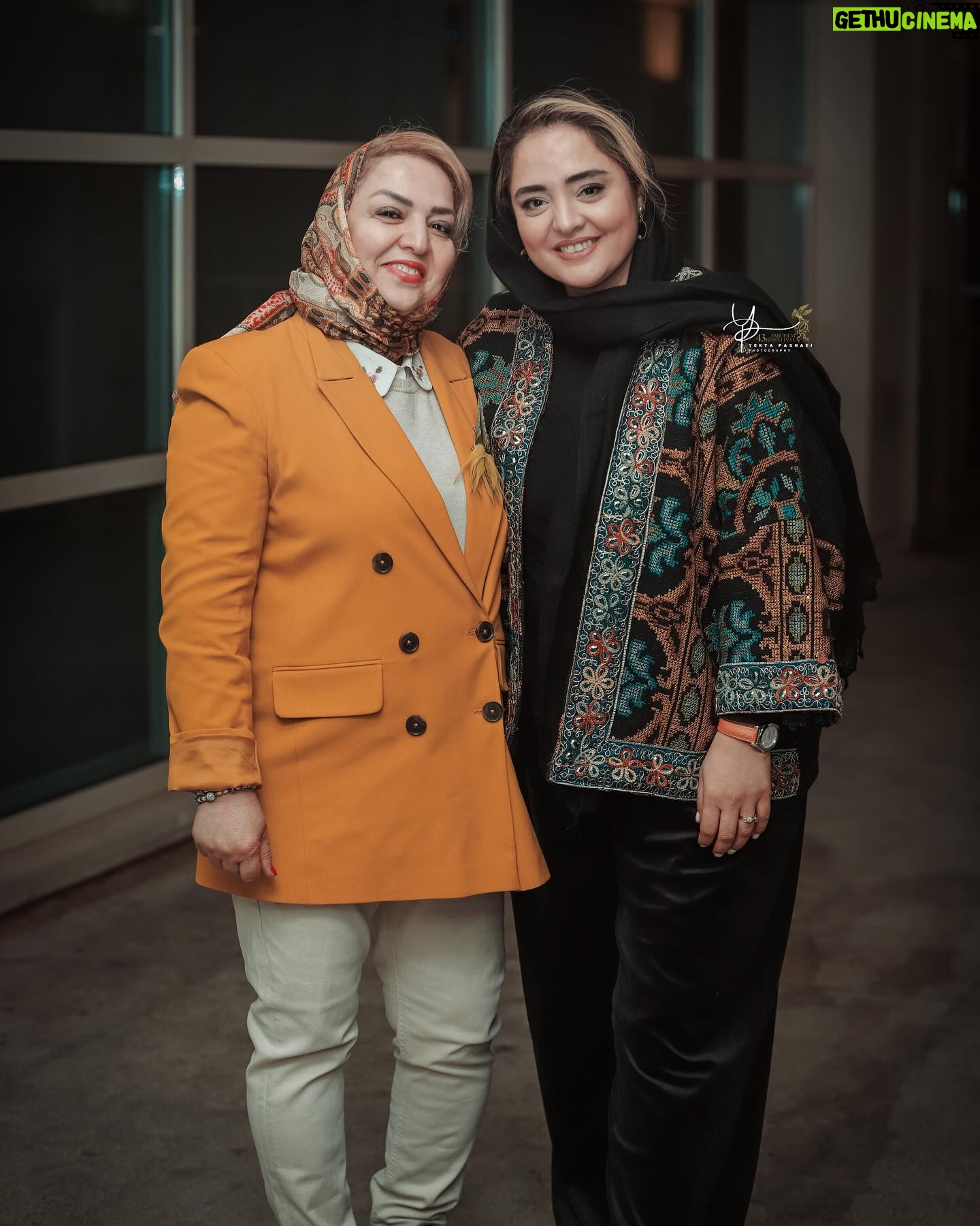 Narges Mohammadi - 106.1K Likes - اینقدر عکس ها قشنگه دلم نمیاد نذارم😜🤗