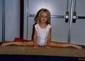 Nastia Liukin Instagram - Happy national girls and women in sports day from the little girl who always believed her wildest dreams would become real one day 💫