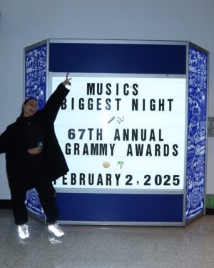 Natalie Peterson Instagram - Perform at The Grammys ✅ Another bucket list item completed 🥹 So grateful I get to call this my job! 

Thank you @charmladonna for this opportunity ✨ Always an honor to work for you! 

#thegrammys #2025 #theweeknd #grammys #dancer