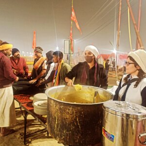Natasha Suri Instagram - Har Har Mahadev🙏🙏🙏

Overwhelmed to get the most auspicious blessing to witness and serve at the MAHAKUMBH 2025 with my family at Prayagraj from 13th January (Makar Sankranti) for an entire whole week there!! Getting to be at this Mahakumbh which has arrived after 144 years has been one of the highlights of my life!! 

 Har har Gange!!🙏

Special mention to Uttar Pradesh Government for the highly successful execution of this massive mela management and arrangements.

#mahakumbh #mahakumbh2025 #mahakumbhmela #mahakumbhmela2025