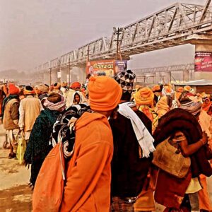 Natasha Suri Instagram - Har Har Mahadev🙏🙏🙏

Overwhelmed to get the most auspicious blessing to witness and serve at the MAHAKUMBH 2025 with my family at Prayagraj from 13th January (Makar Sankranti) for an entire whole week there!! Getting to be at this Mahakumbh which has arrived after 144 years has been one of the highlights of my life!! 

 Har har Gange!!🙏

Special mention to Uttar Pradesh Government for the highly successful execution of this massive mela management and arrangements.

#mahakumbh #mahakumbh2025 #mahakumbhmela #mahakumbhmela2025