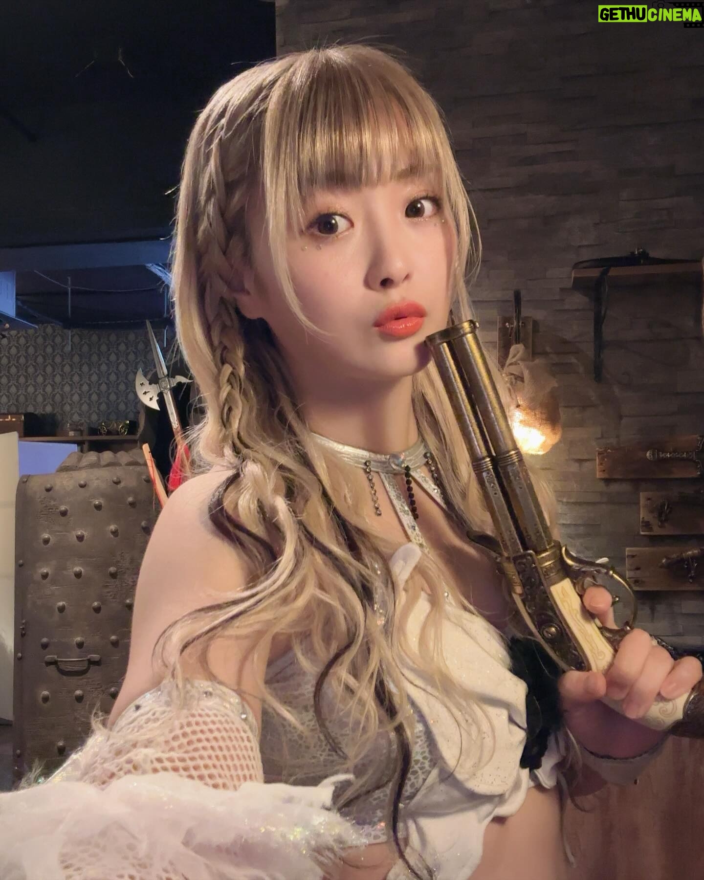 Natsumi Maki - 7.1K Likes - この白コス超お気に入りっ🤍🤍
また新しいコスチューム作ろうとも思ってる...🤐
次は何色にしようかなぁ〜
ばきゅん🔫💫
#なつぽい #ぽい族 #natsupoi #スターダム #stardom