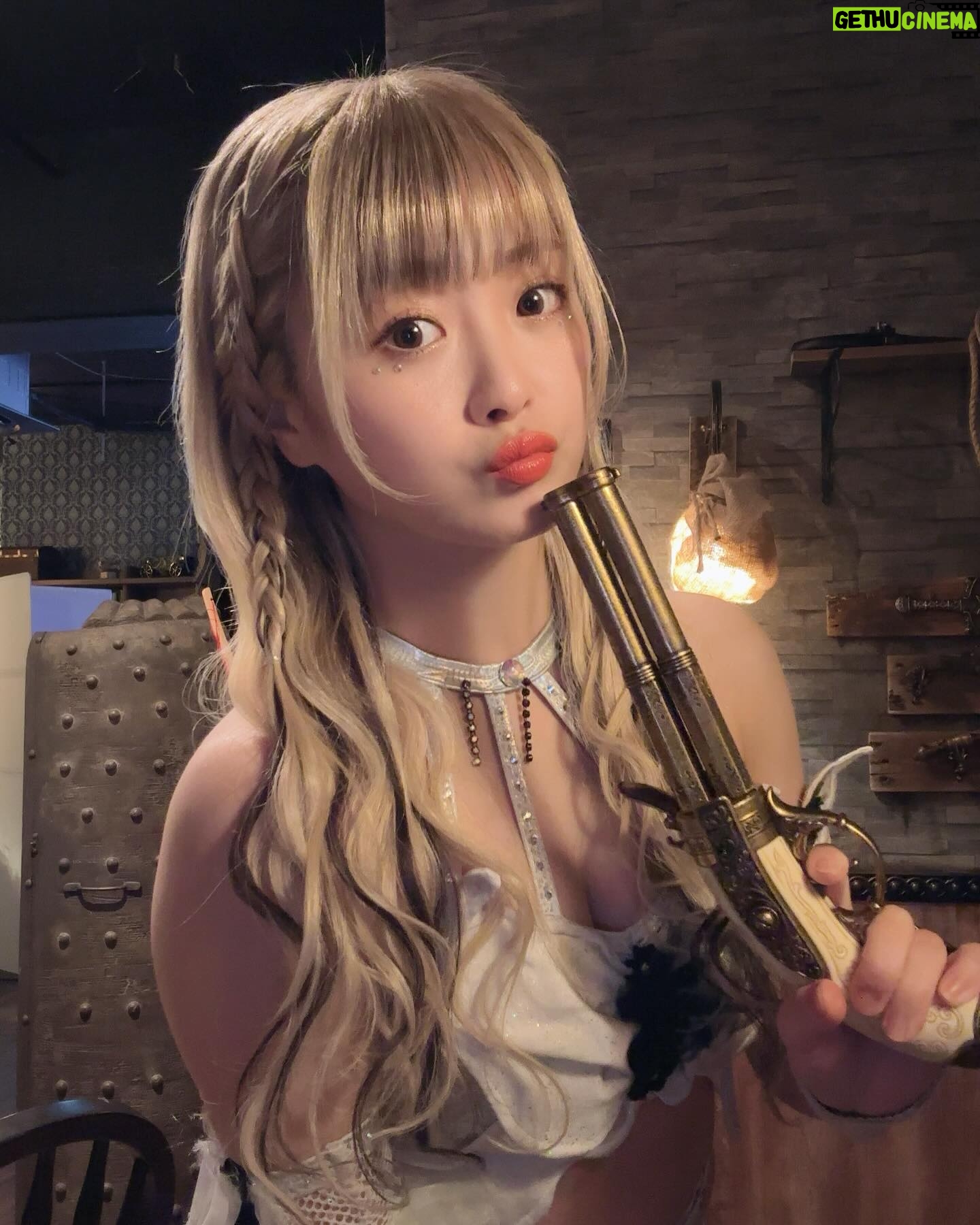 Natsumi Maki - 7.1K Likes - この白コス超お気に入りっ🤍🤍
また新しいコスチューム作ろうとも思ってる...🤐
次は何色にしようかなぁ〜
ばきゅん🔫💫
#なつぽい #ぽい族 #natsupoi #スターダム #stardom