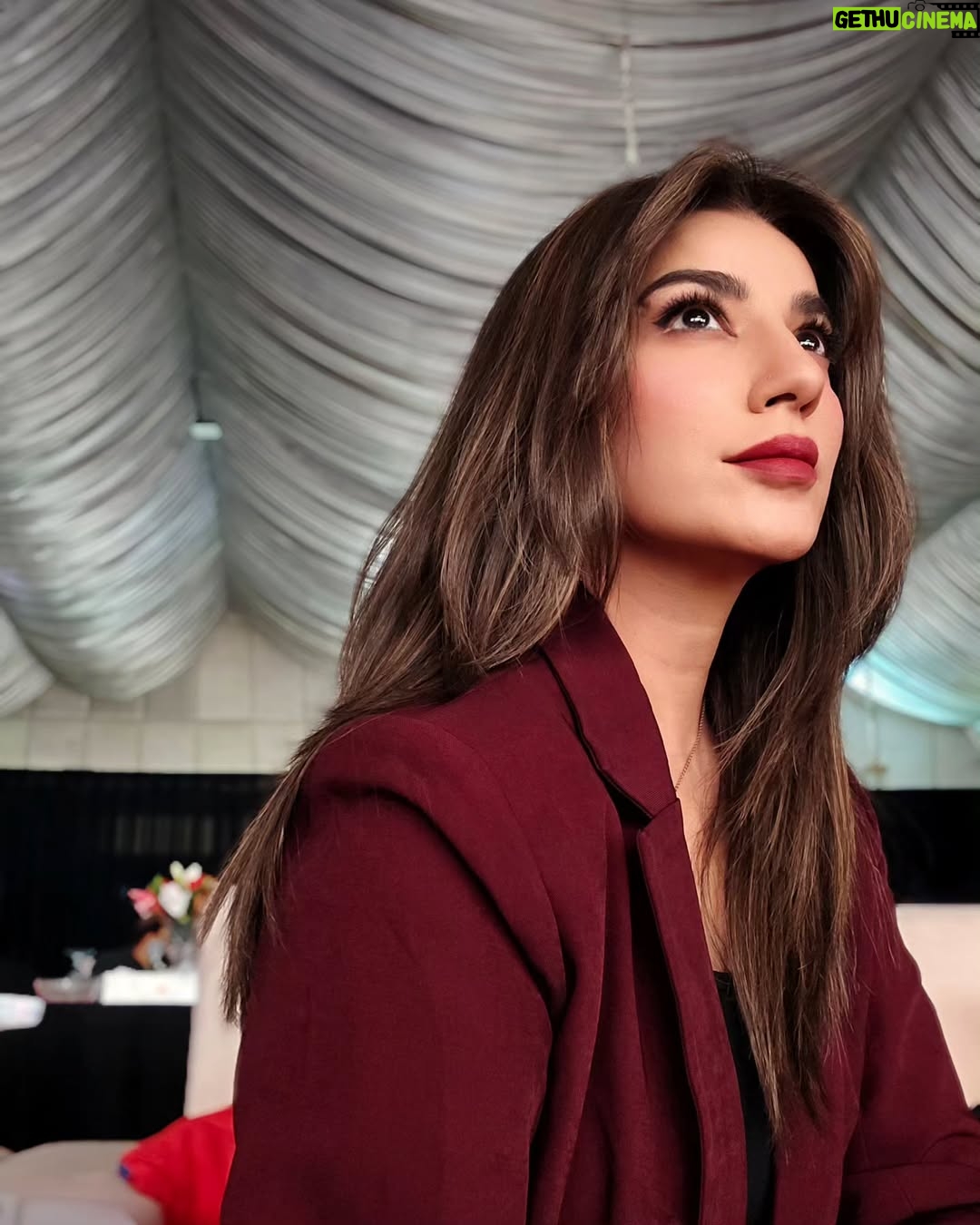 Naveen Waqar - 3 Likes - Always Red-y for what's next...so bring it on.
.
.
.
.
#navinwaqar #workmode