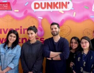 Naveen Waqar Instagram - Team @fm91.official visits @darulsukun_pak every year, and this year, I got to be a part of it. (I had visited Darul Sakoon a while back when I was shooting for my play, Mol) it had been a while, and I was so glad to visit again. We were greeted with high spirits, hugs, and kisses like they had known us forever, and we were given a tour of their facility, which I have to say has been upgraded since my last visit. There was a lot of dancing, singing and play time. The staff is doing God's work. It's a safe space full of love and care.
.
I'd also like to say a massive thank you to @dunkinpk for providing meals and desserts for everyone and for helping our team spread a little bit of joy this festive season. I cannot wait for my next visit soon Insha'Allah.
.
.
.
#navinwaqar #pakistan