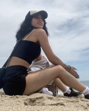 Navpreet Banga Instagram - quiet before the 🌩️⚡️⚡️✨