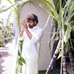 Nayanthara Instagram - உங்கள் வீட்டில் புன்னகை பொங்க..இனம் புரியா இன்பம் மனதில் பொங்க...நண்பர்கள் சூழ மகிழ்ச்சி பொங்க..பொங்கட்டும் தைப் பொங்கல் ❤️

நம்மை வாழ வைக்கும் தமிழுக்கும் விவசாயிகளுக்கு இந்நாளில் மனமார்ந்த நன்றியை தெரிவிப்போம். இனிய பொங்கல் நல்வாழ்த்துகள் 🙏🏻🙏🏻

Happy pongal from us to you😇😇🙏🏻🙏🏻